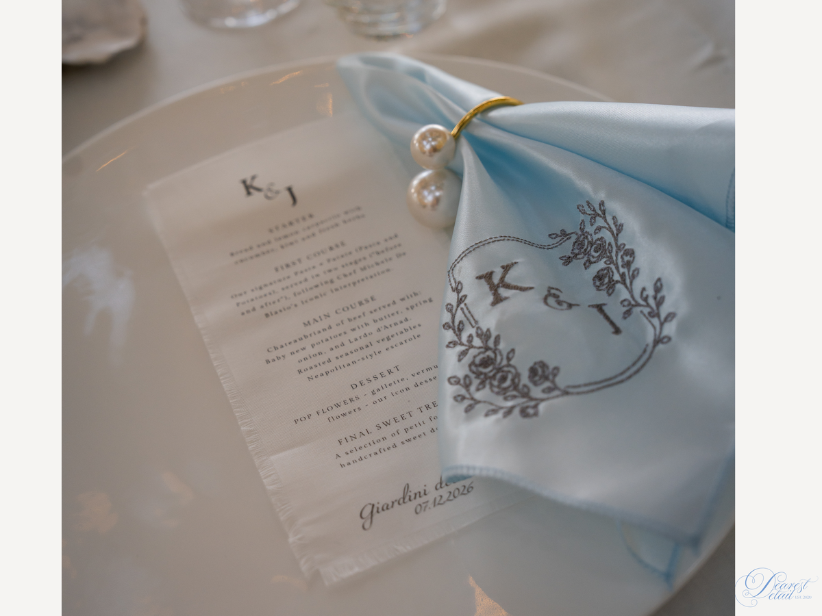 Linen Dinner Menu